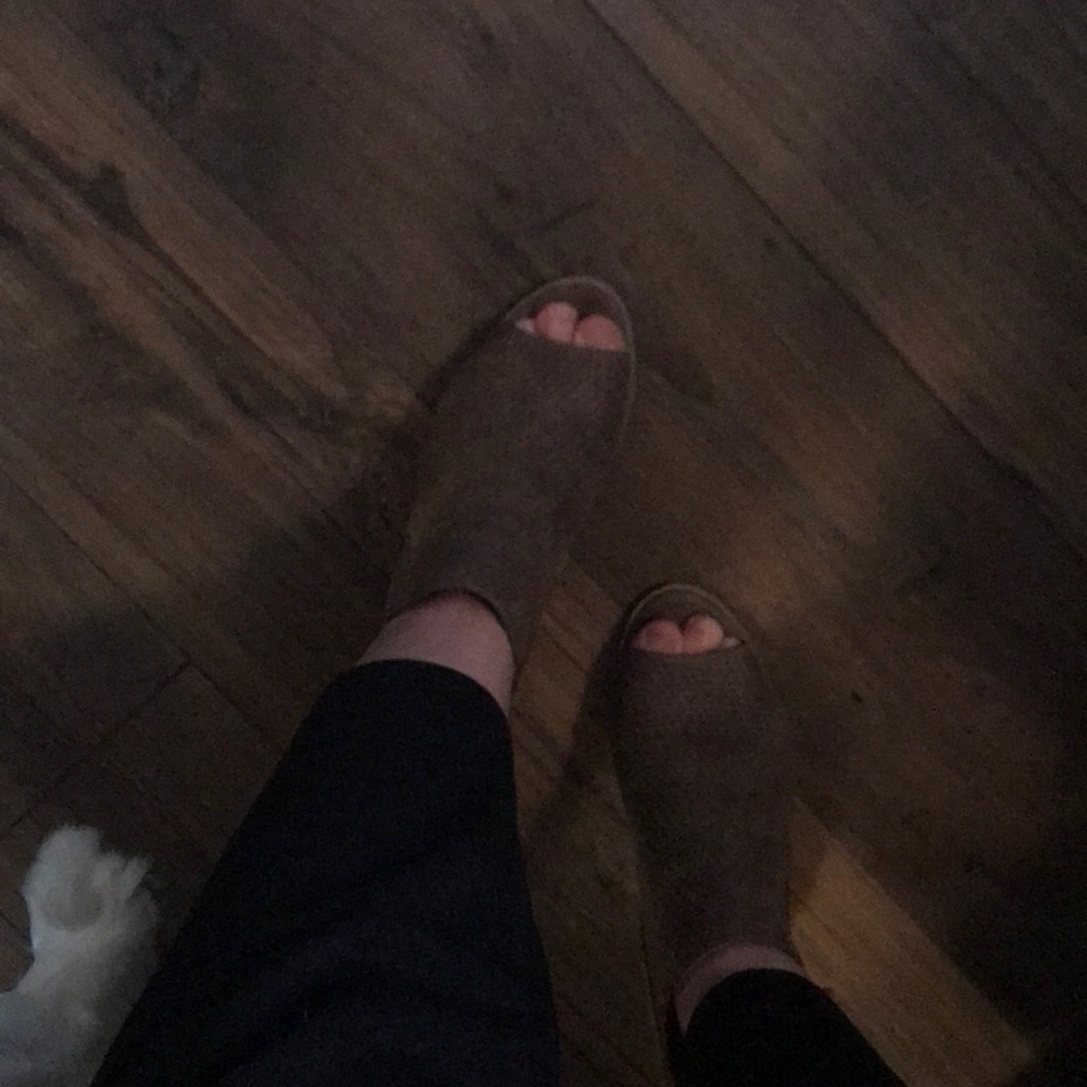 Block Peep Toes - Picture 2 of 4